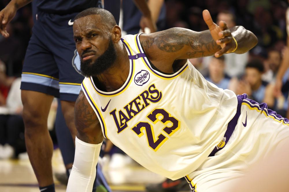 在两者之间 在两者之间